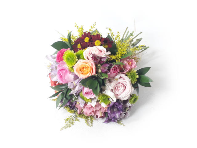 Buquê de Astromélias e Rosas em Tons lilás – Rosa Flor
